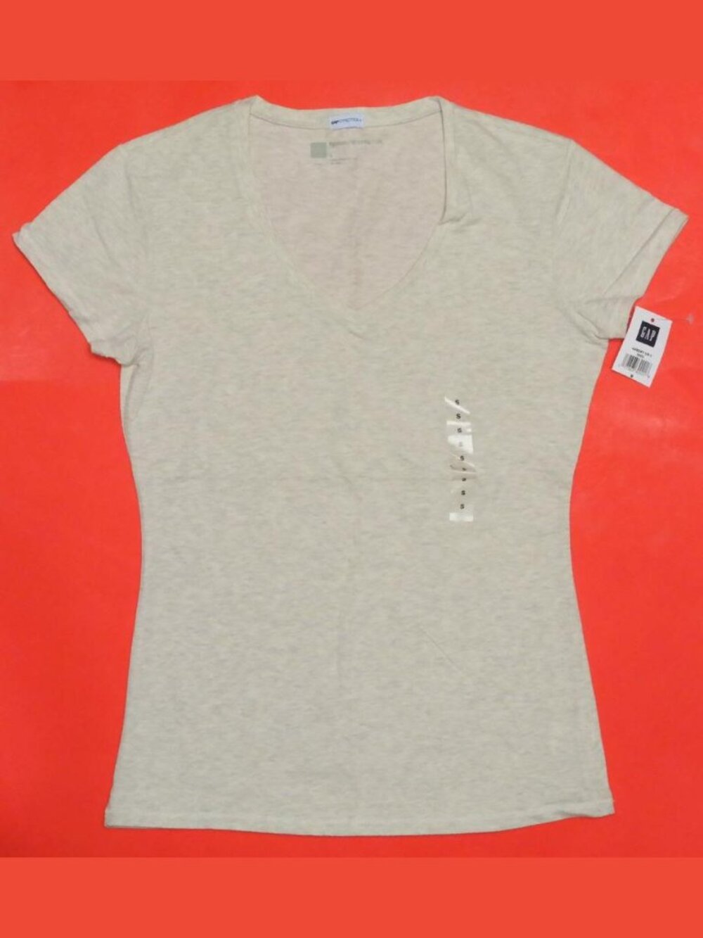 NWT Y2K GAP WOMEN STRETCH HERITAGE BEIGE V-NECK T-SHIRT #S